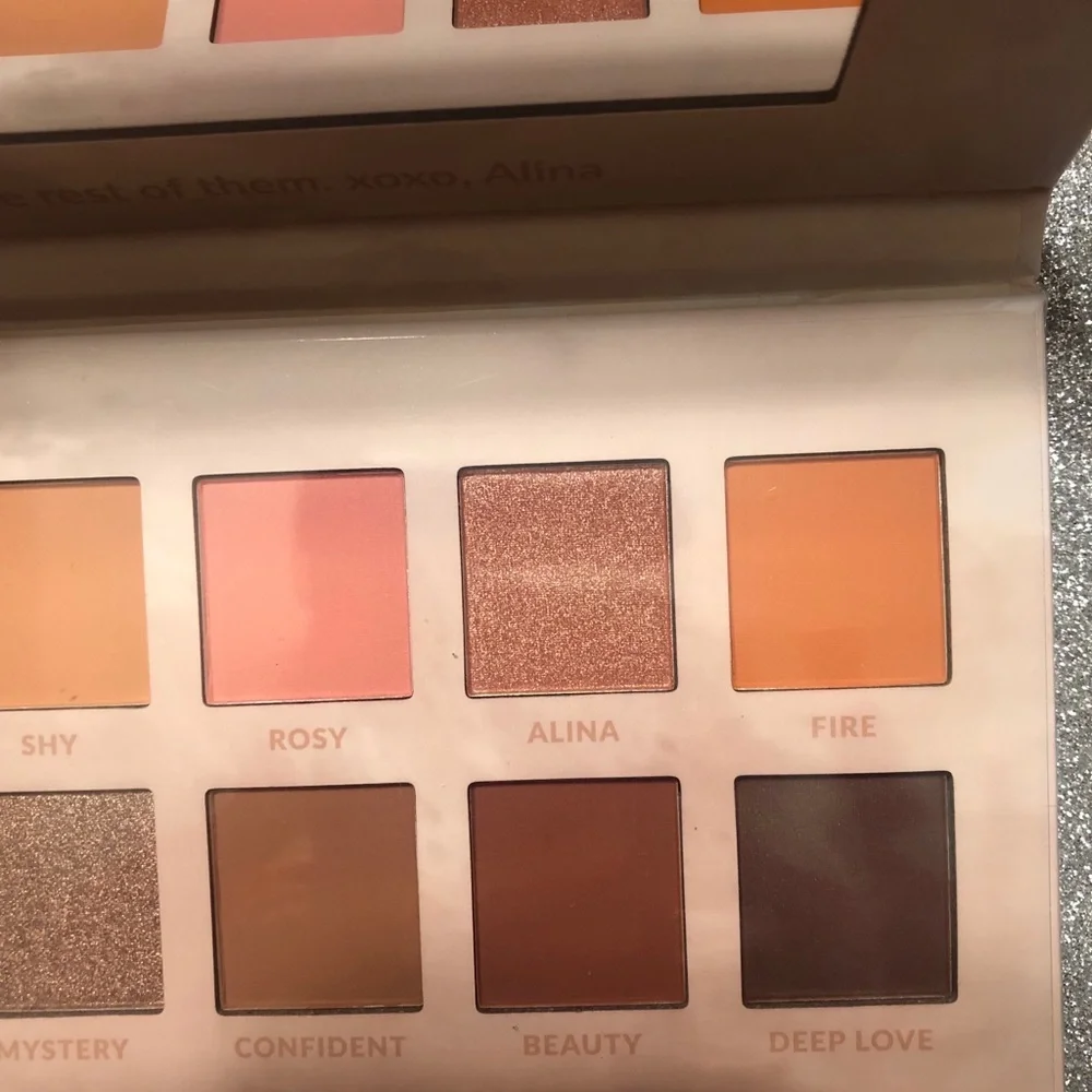 BN! BH BFF Better Together 12 Color Eyeshadow 🎨